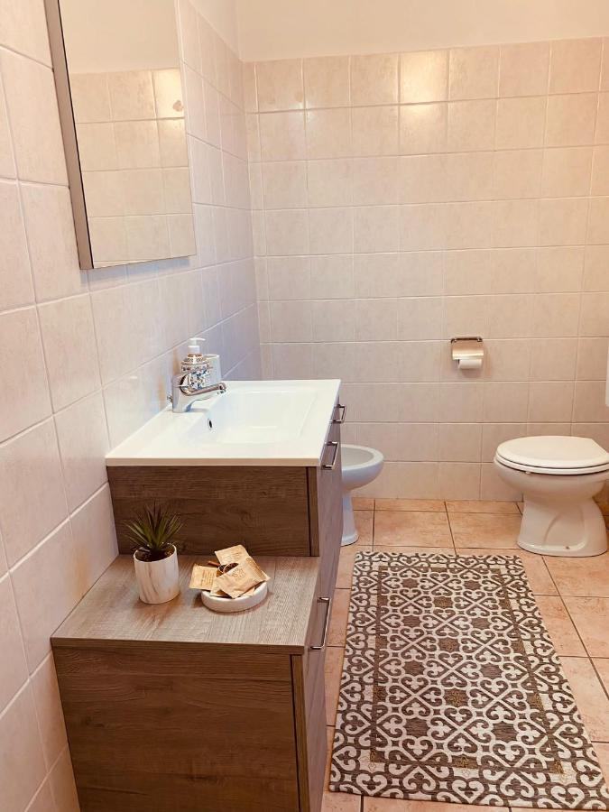 Corte 22 B&B E Appartamenti Borgomanero Exterior photo